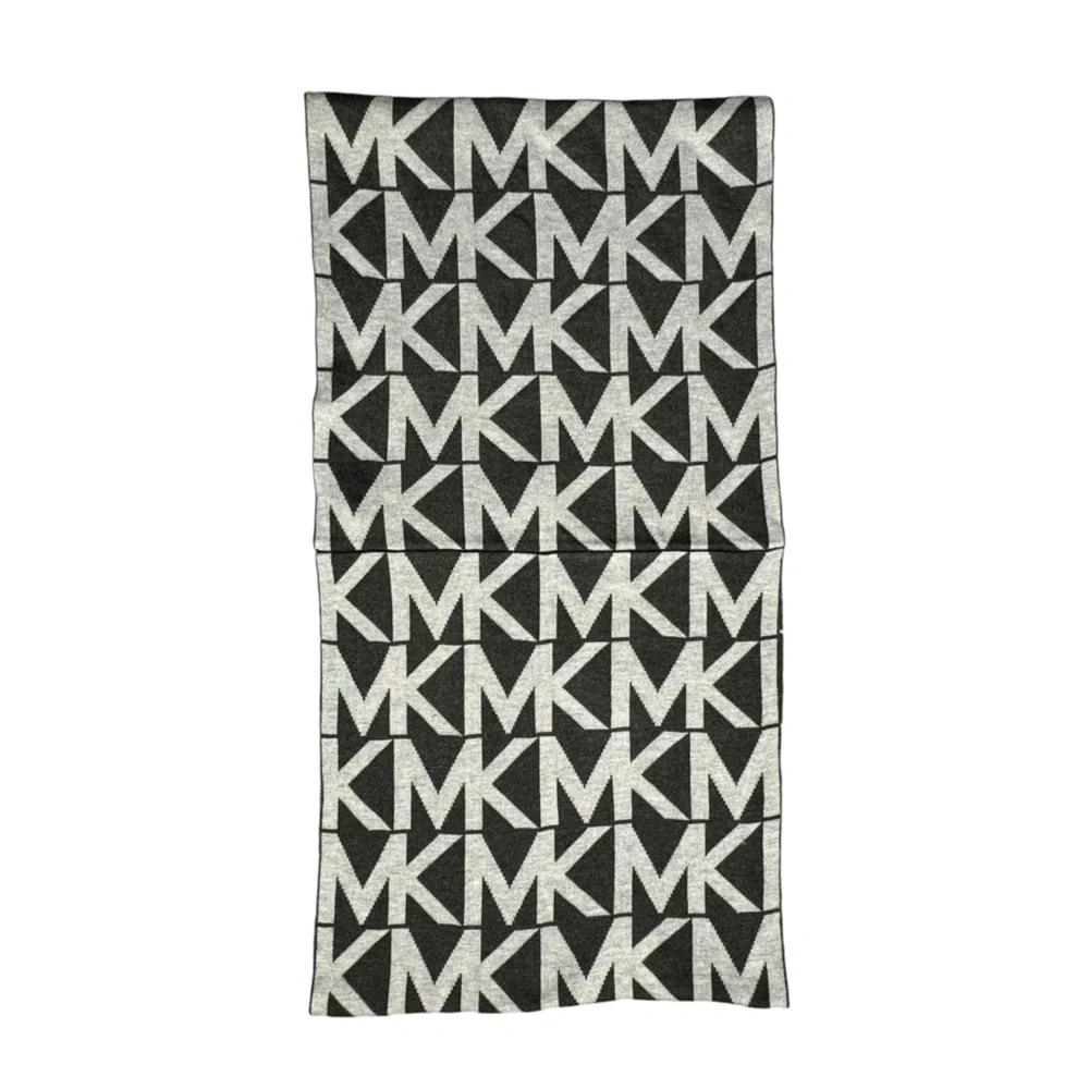 MICHAEL Michael Kors Infinity Scarf Wrap Black Grey Knit Acrylic Casual Winter